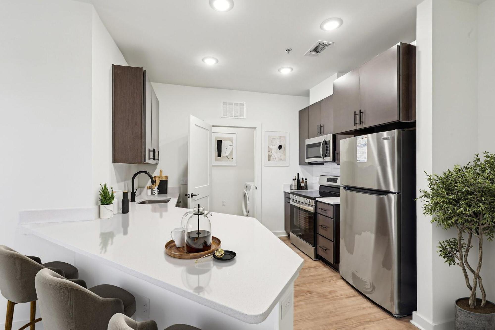Luxury Furnished Apartments By Hyatus At The Navigator Richmond Ngoại thất bức ảnh